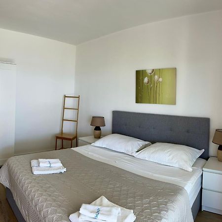 Apartments Ajka 拉布 外观 照片